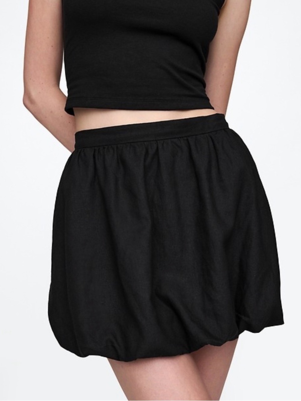GAP Black Bubble Hem Mini Skirt